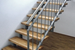 06_stahlzweiholmtreppe